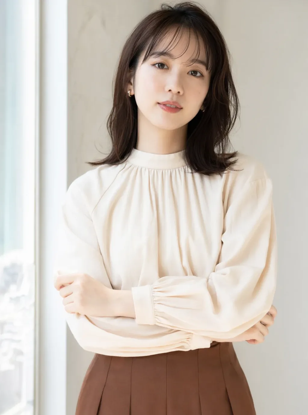 編集前:不透明なトップスを着たポートレート